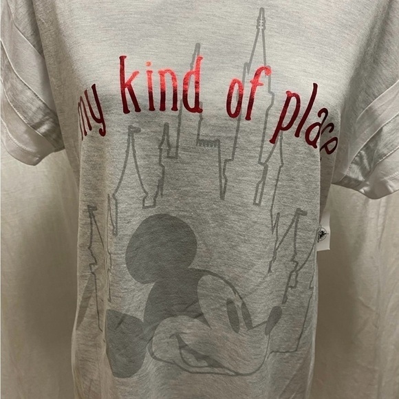 Disney Womens Medium My Kind Of Place Mickey Mouse T- Shirt Lightweight Soft - Picture 2 of 6
